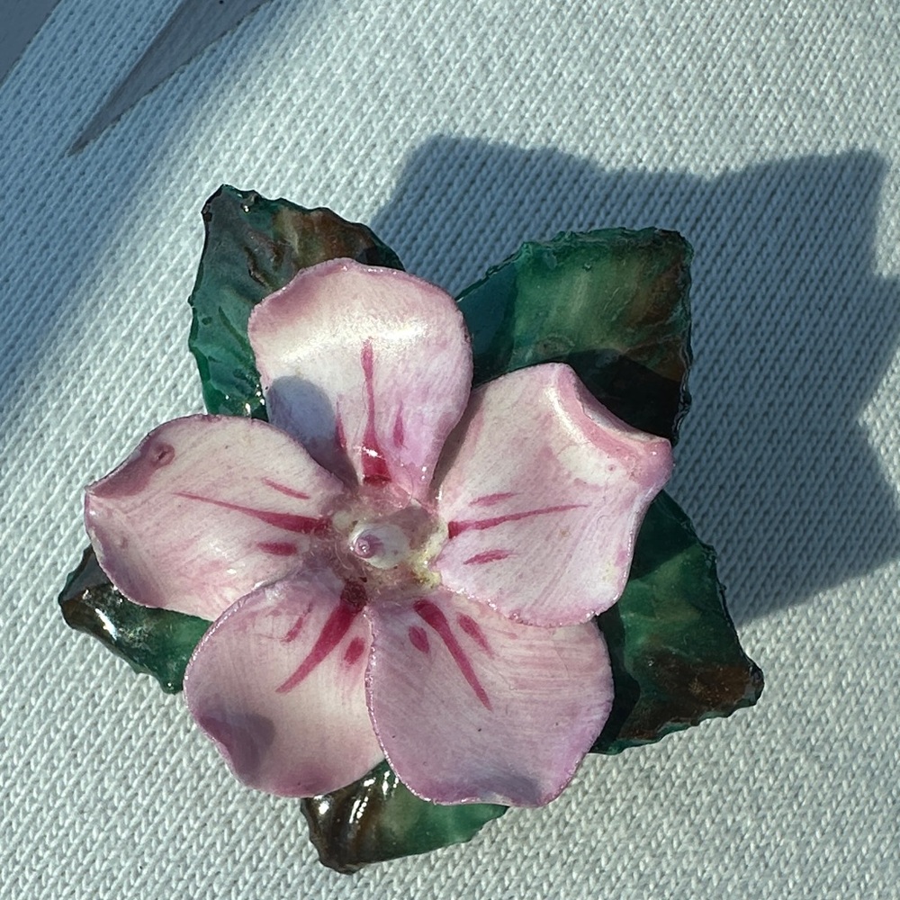 Vintage Artone Bone China Pink Enamel Mini Hibiscus Flower Brooch Green Leaves